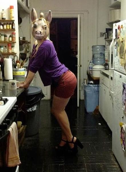 хозяйка на кухне 10