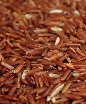 фото к диете на коричневом рисе, фото зерен коричневого риса крупным планом