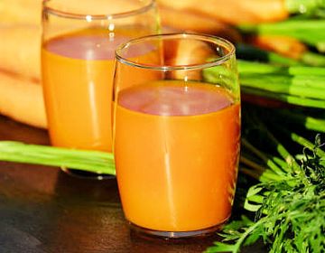 фото морковного сока в стакане