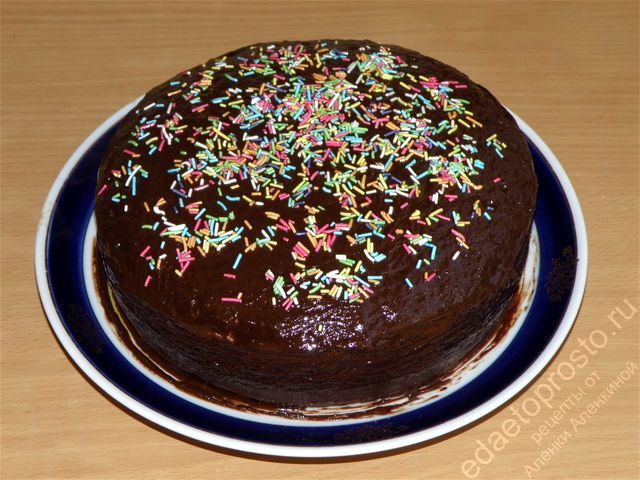 фото «мраморного» кекса, горячую глазурь нанести на слегка постывший кекс