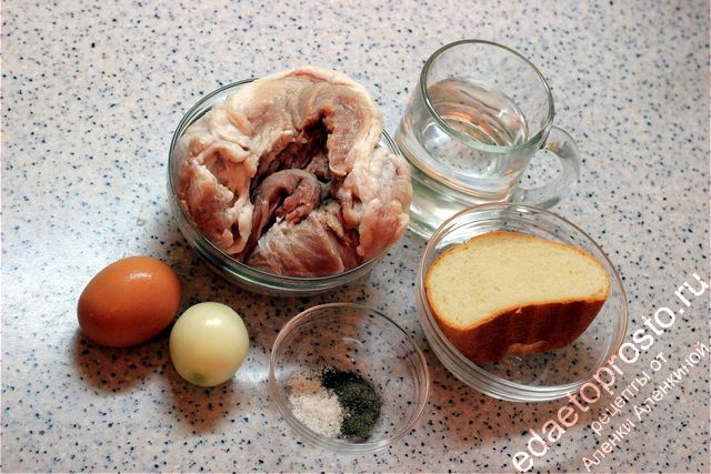 фото исходных продуктов для котлет из свинины на сковороде