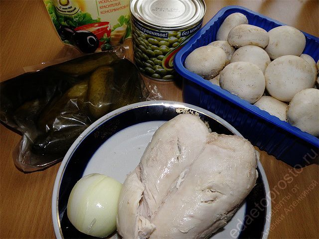 фото ингредиентов для приготовления салата Курочка Ряба