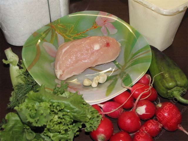 фото исходных продуктов для приготовления салата с куриным филе