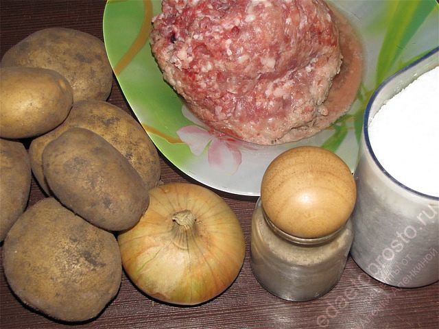фото ингредиентов для приготовления начинки эчпочмаков с мясом и картошкой