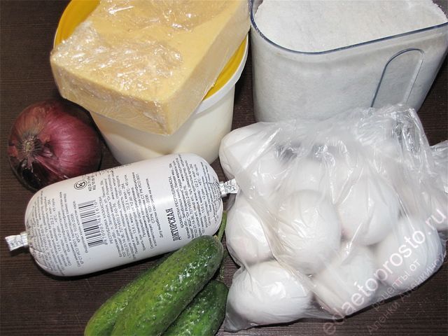 фото исходных продуктов для приготовления салата с сыром и яйцами