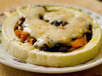 Кабачки круглые, фаршированные грибами – кулинарный рецепт