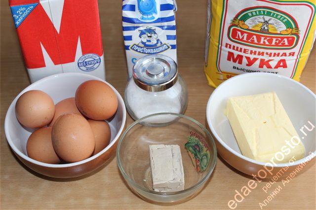 фото необходимых продуктов для приготовления дрожжевых блинов на молоке