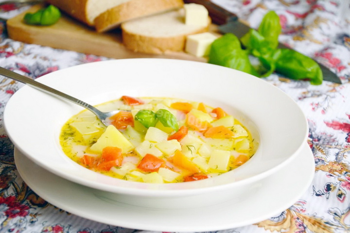 фото блюда Суп с кабачками и сыром 