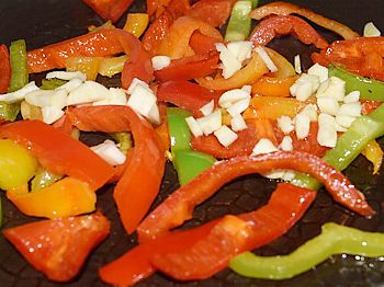 фото к рецептам салатов с болгарским перцем