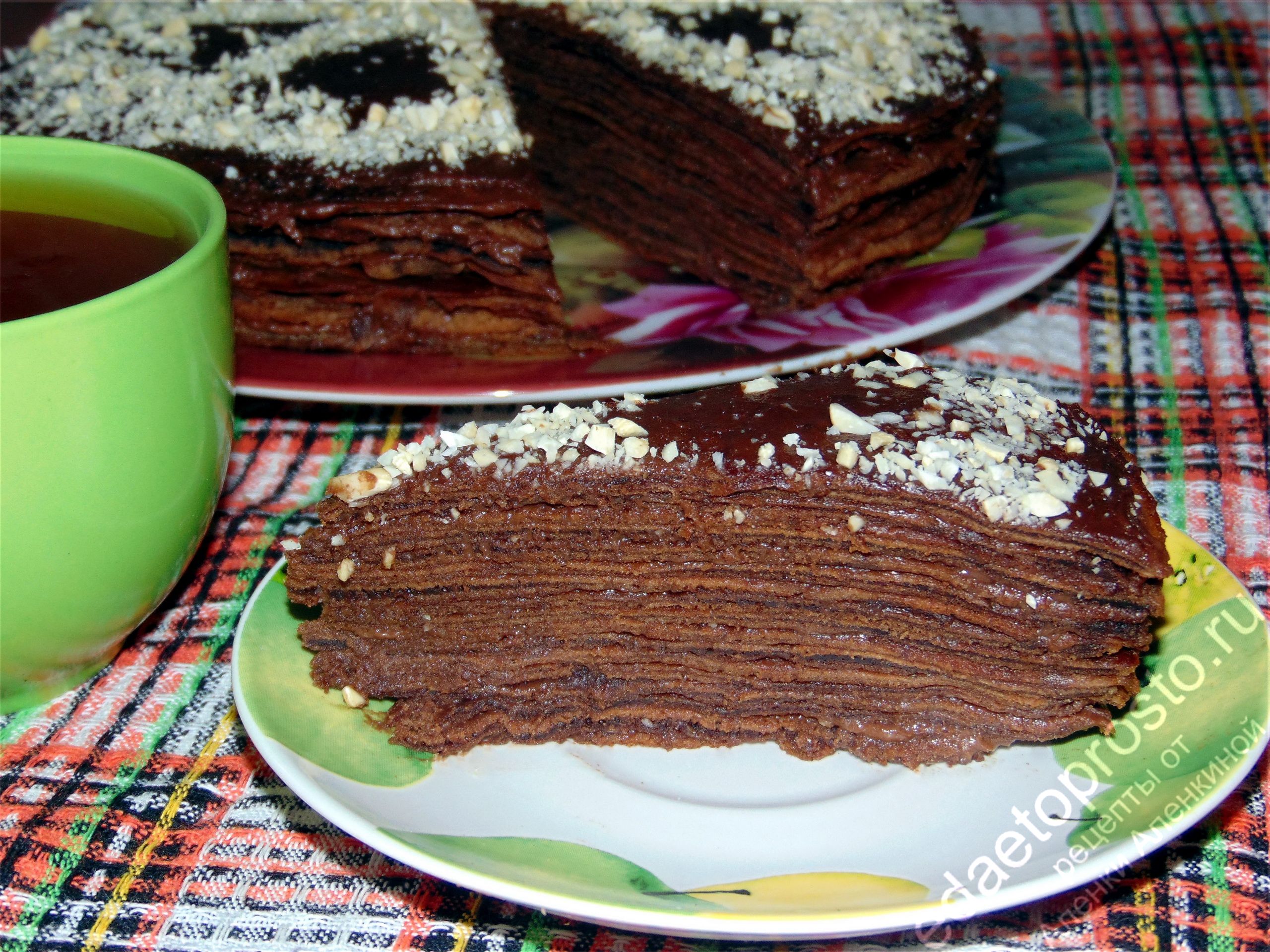 фото шоколадного блинного торта