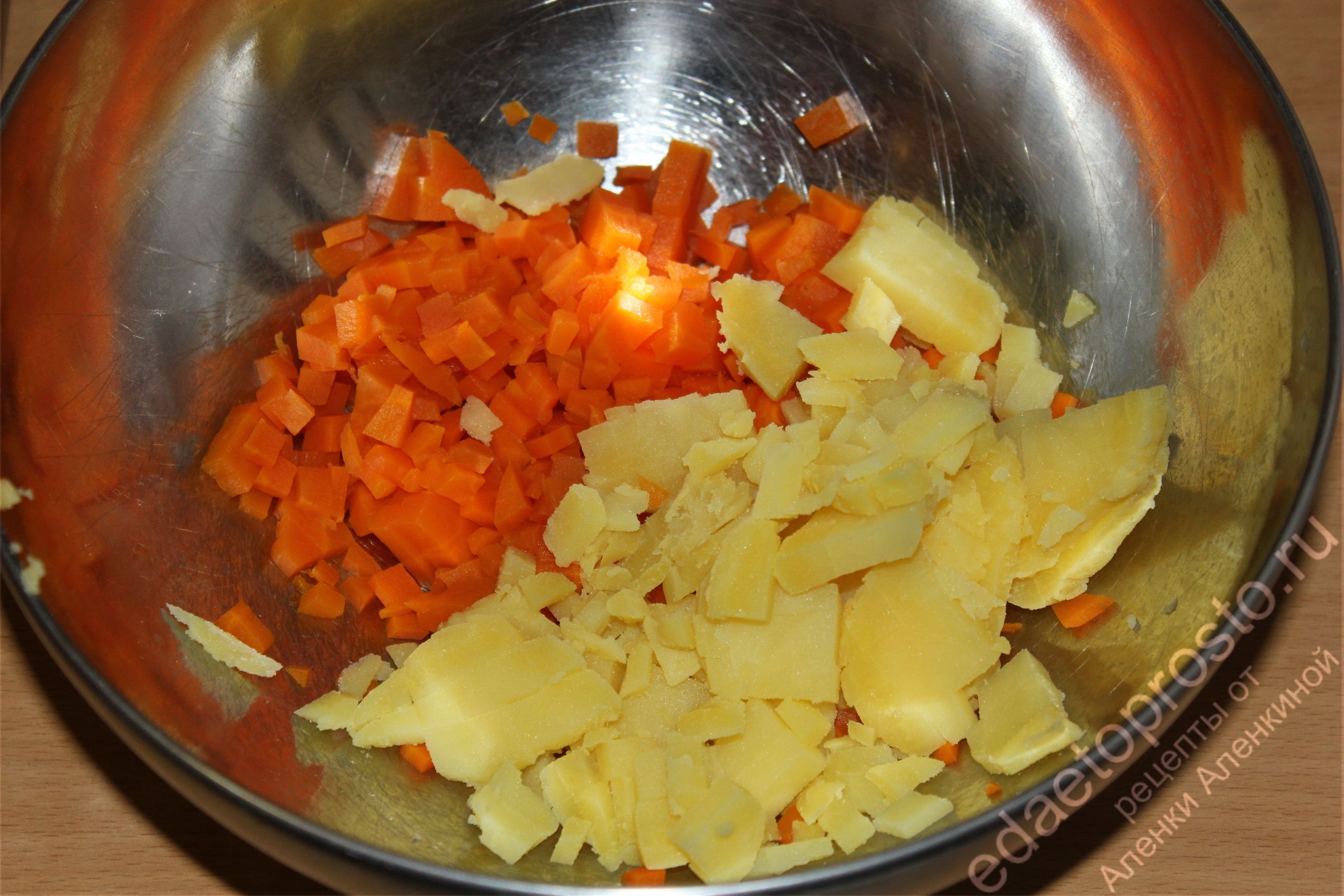 вареный картофель с морковью для салата фото