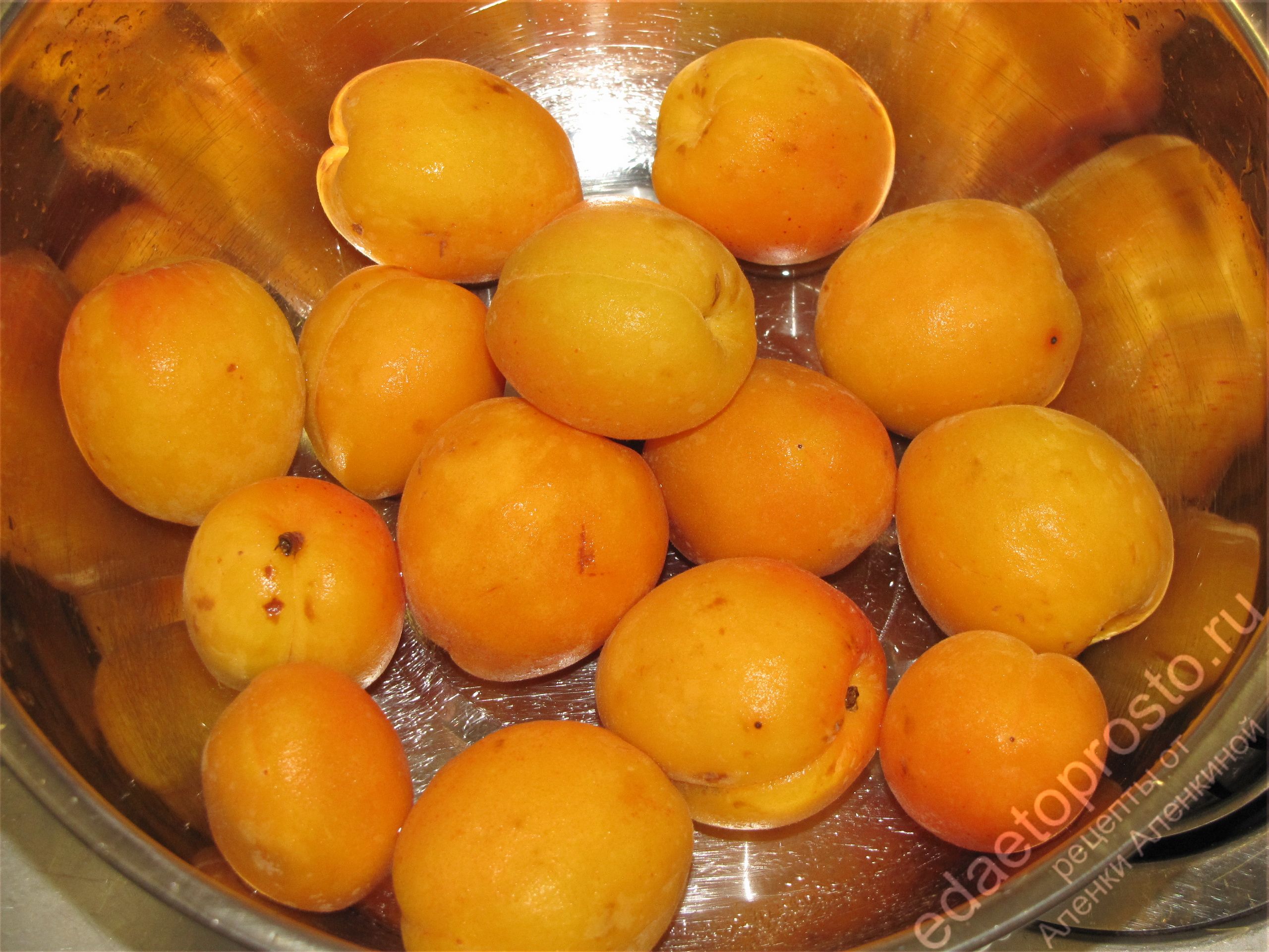фото абрикосов в миске, красивое фото фруктов