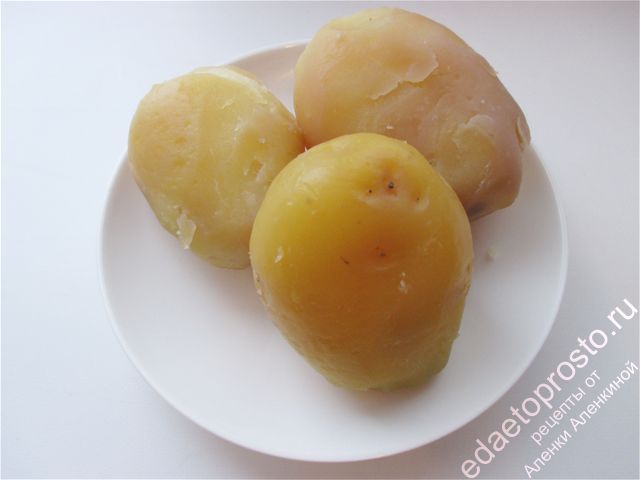 фото картошки вареной в мундире для салата Пикадилли