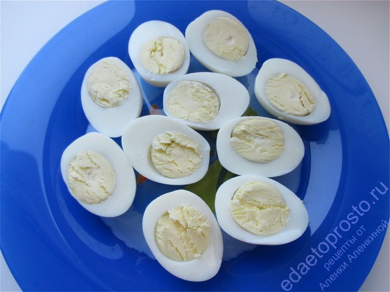фото вареных яиц разрезанных для фарширования