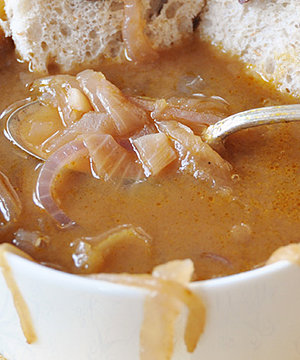 фото к диете с луковым супом, тарелка супа