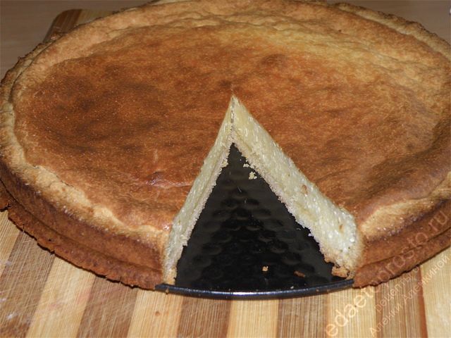 фото готового пирога с творогом