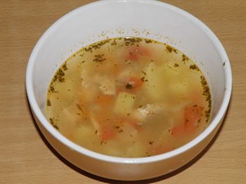 фото вкусного рыбного супа из консервов в мультиварке