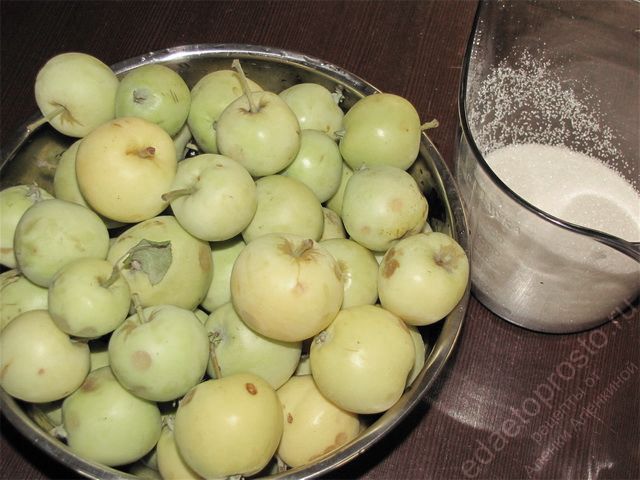 фото исходных продуктов для приготовления варенья из печеных яблок на зиму