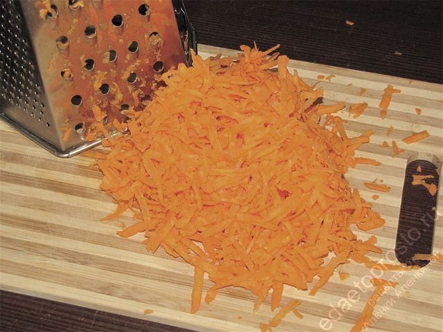 морковь натереть на крупной терке