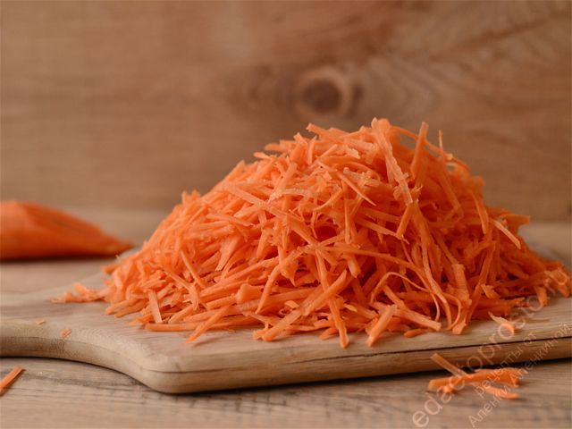 Морковь натереть на корейской терке, пошаговое фото приготовления кимчи из капусты по-корейски