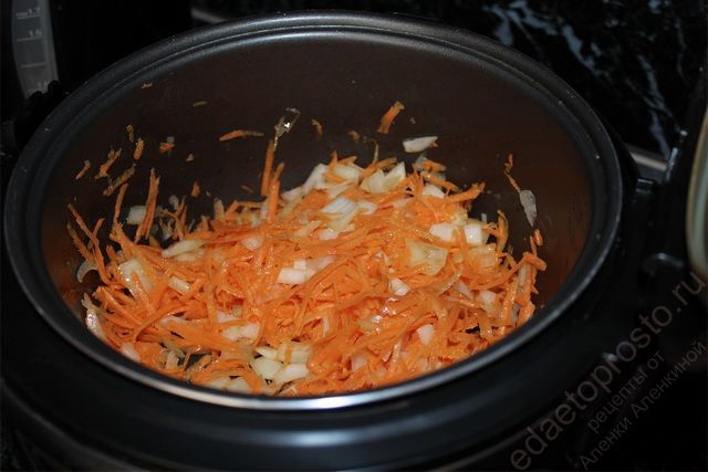 Лук, морковь готовы, фото приготовления супа-пюре из чечевицы