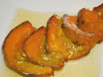 фото вкусной сладкой тыквы в духовке политой соком