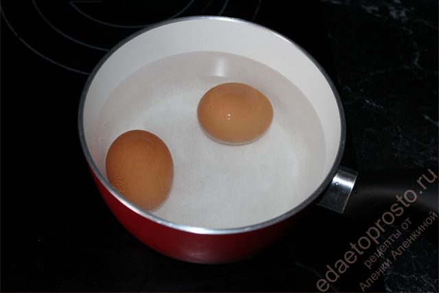 Куриное яйцо сварить вкрутую
