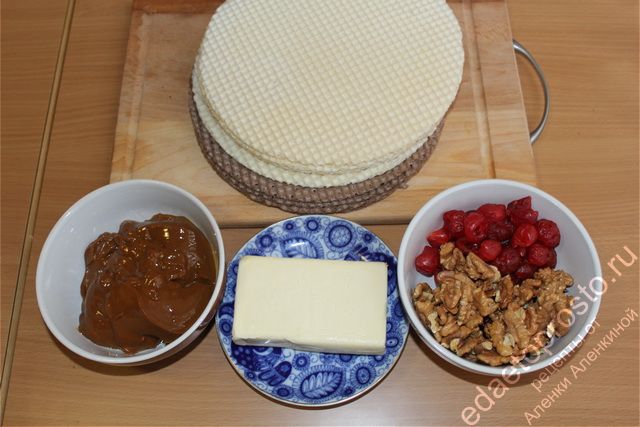 фото исходных продуктов для приготовления вафельного торта