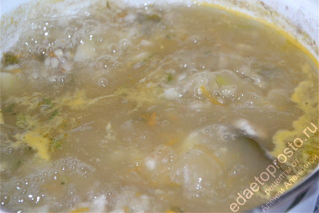 фото готового супа с перловкой и картошкой