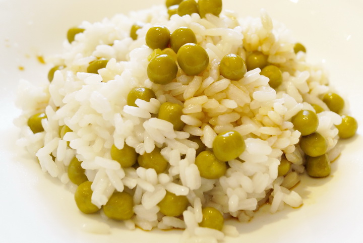 фото блюда Рис с зеленым горошком 